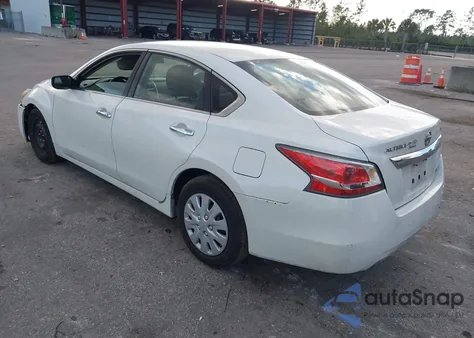 2014 Nissan Altima 2.5 S из США, поврежденный, VIN 1N4AL3AP0EC105223
